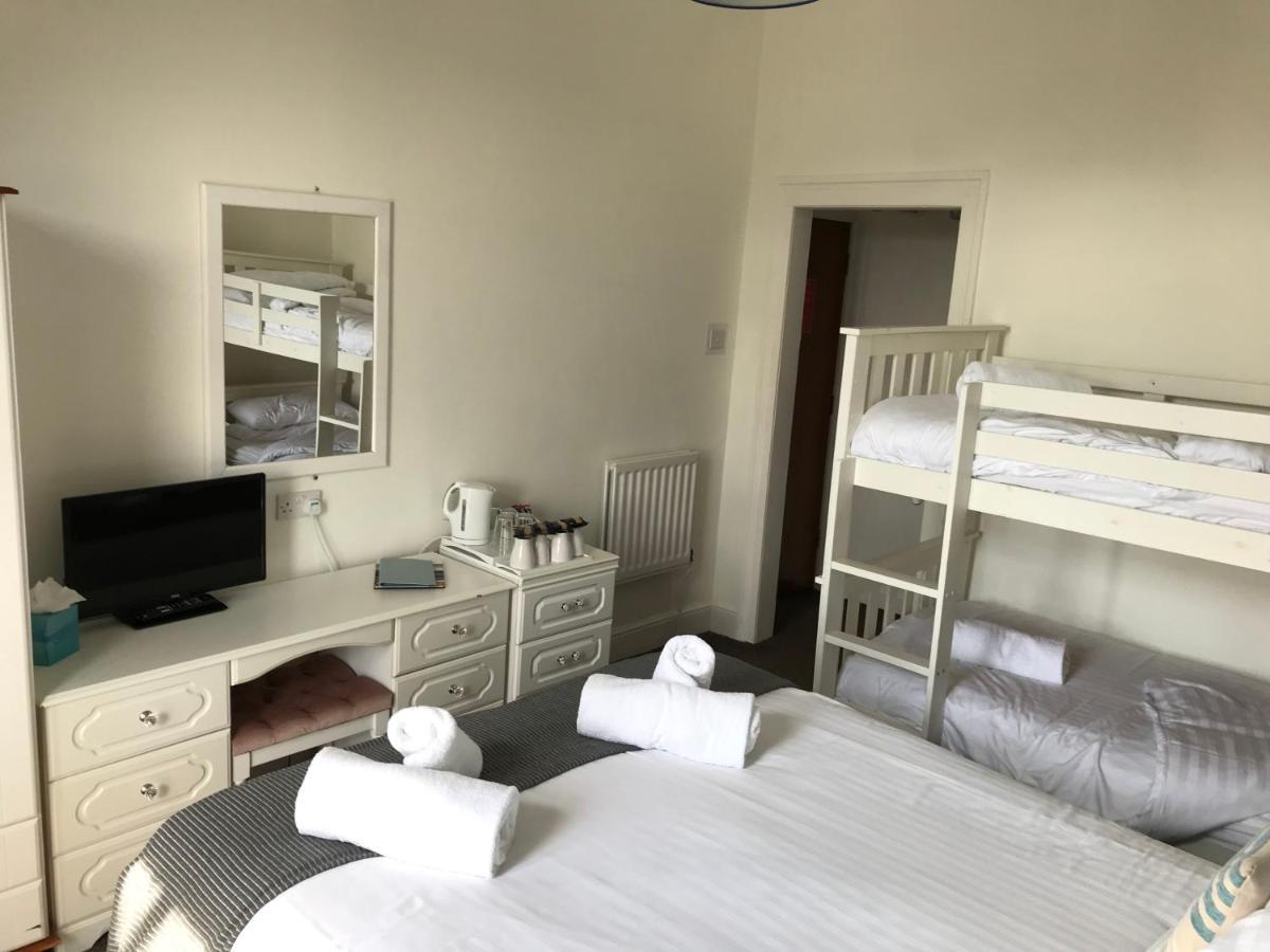 The Oasis Hotel ランディドノー エクステリア 写真