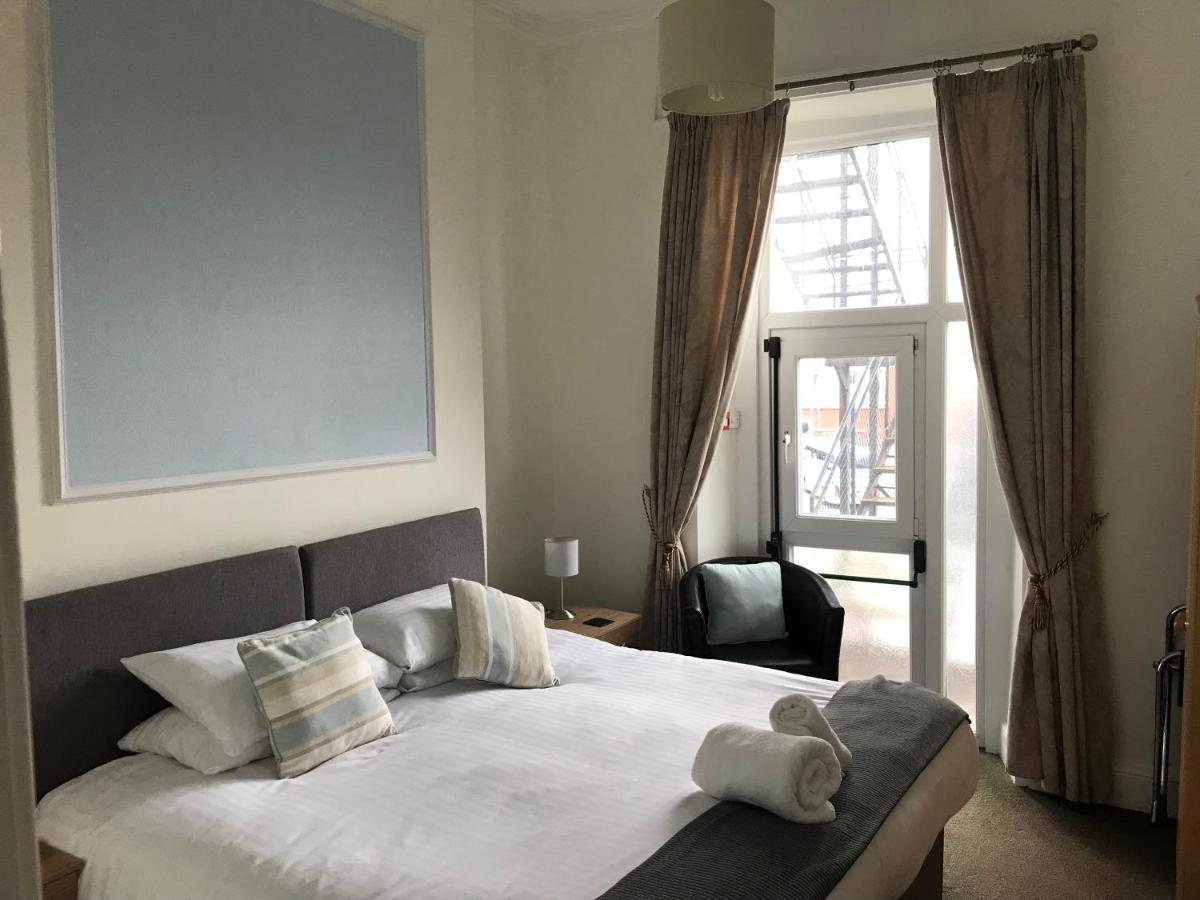 The Oasis Hotel ランディドノー エクステリア 写真